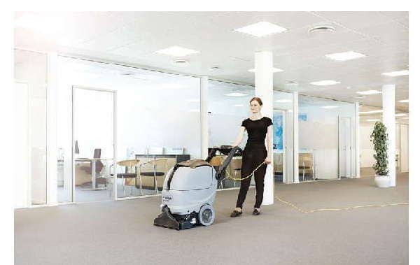 Vệ sinh thảm văn phòng chuẩn chỉnh, siêu sạch.
